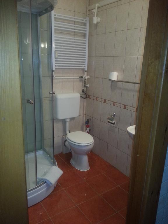 Szinva Apartman Miskolc Luaran gambar
